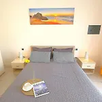 Bilocale In Piazza Brescia Apartment *